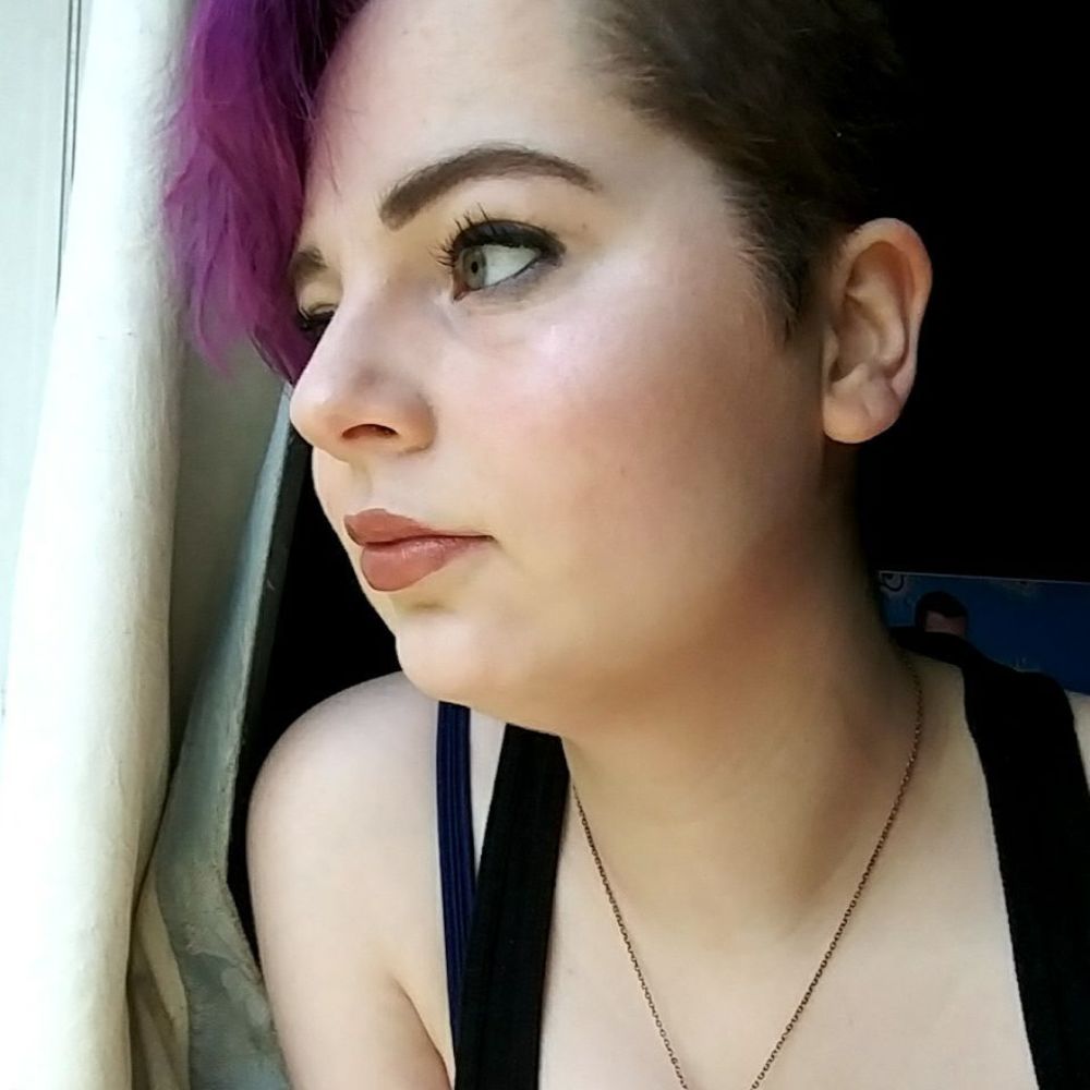Meet your Posher, Samantha